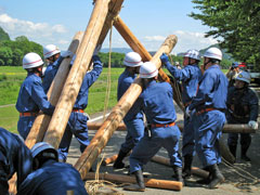 川倉工を行う第6分団