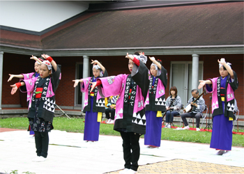 飾山囃子の実演