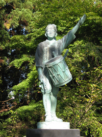 浜田謹吾銅像