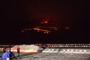 白岩城址燈火祭