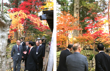 武家屋敷河原田、小田野両家を視察。紅葉の美しい時期でした。