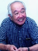 名誉館長　高井有一氏