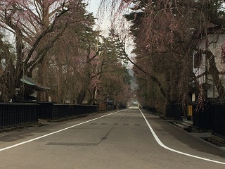 武家屋敷通り枡形から