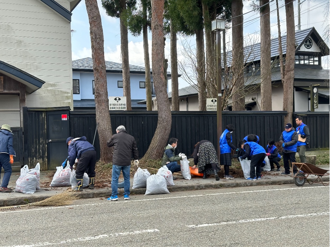 武家屋敷通りクリーンアップ
