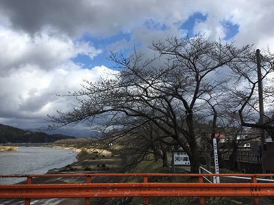 曇り空